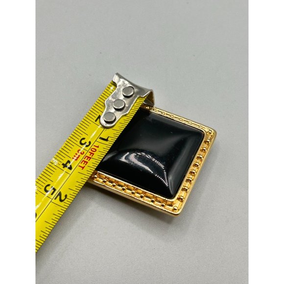 Vintage Signed Monet Square Black Pin Brooch Gold Tone Setting Elegant Jewelry - Picture 6 of 6